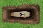 Coffin-Buried-Ground-Graveyard-Photo Coffin-Buried-Ground-Graveyard-Photo