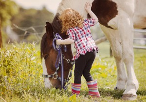 little_girl_and_her_horse